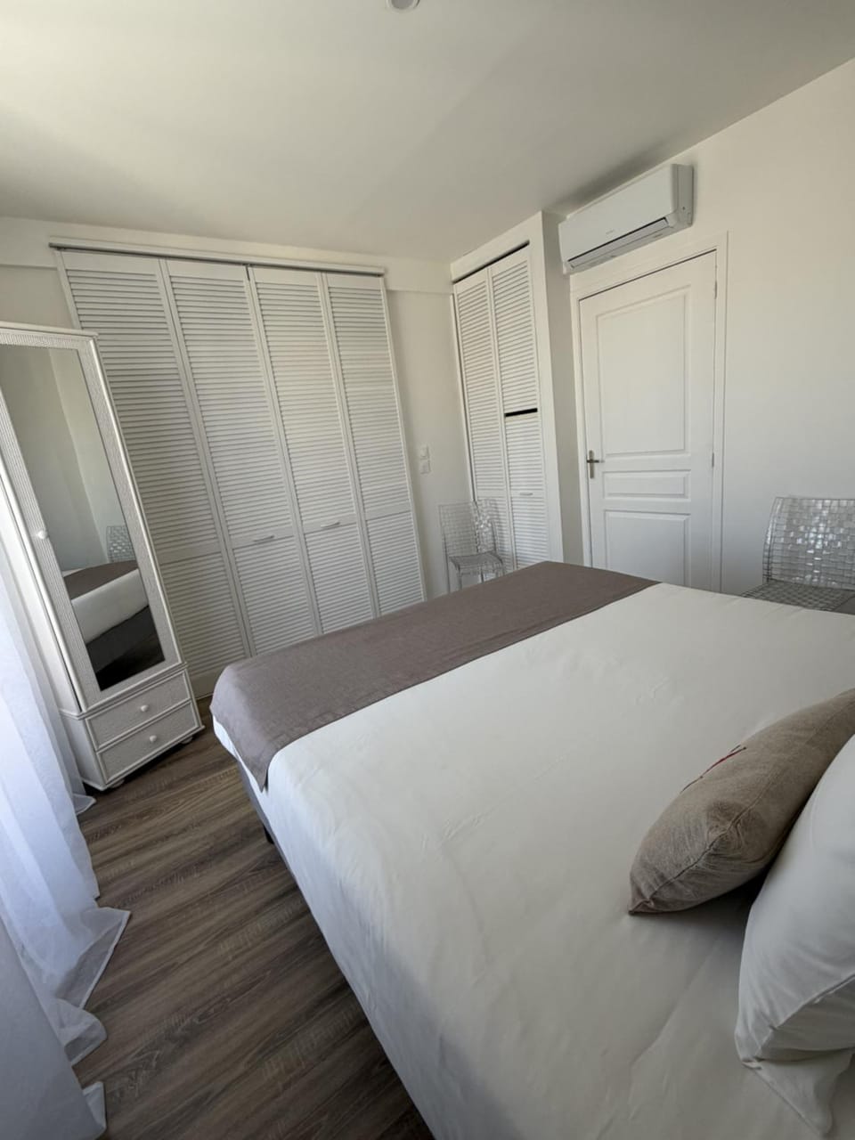 Hôtel The Originals Miramar, Royan Pontaillac Hotel in Vaux-sur-Mer