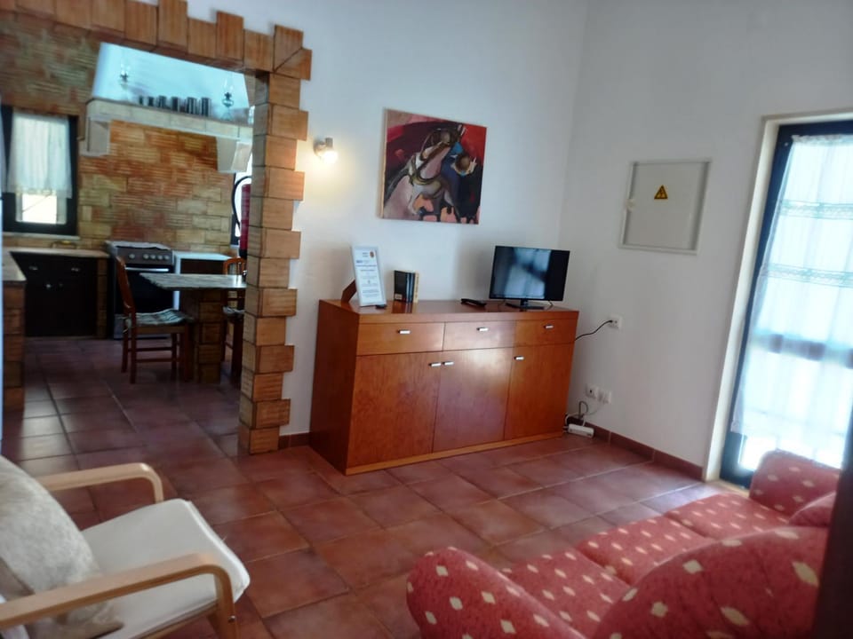 Quinta das AVES - Apartamento T2 com Piscina Comum Bed and Breakfast in Lagos