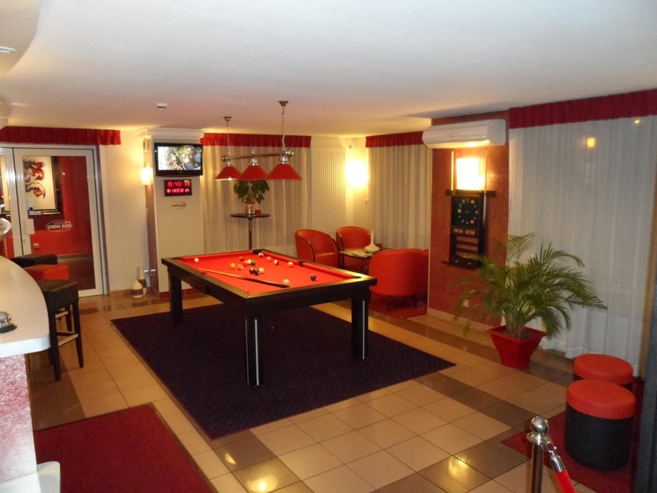 Billiard