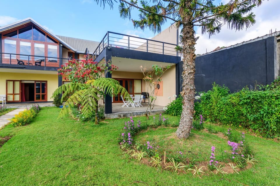 Property building, Garden