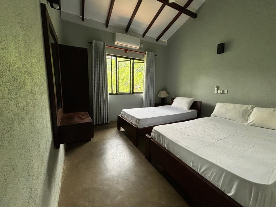 Willow's Abode Nature lodge in Central Province