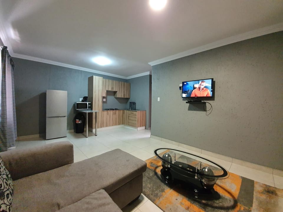 Khayalami Hotel - Standerton Bed and Breakfast in KwaZulu-Natal