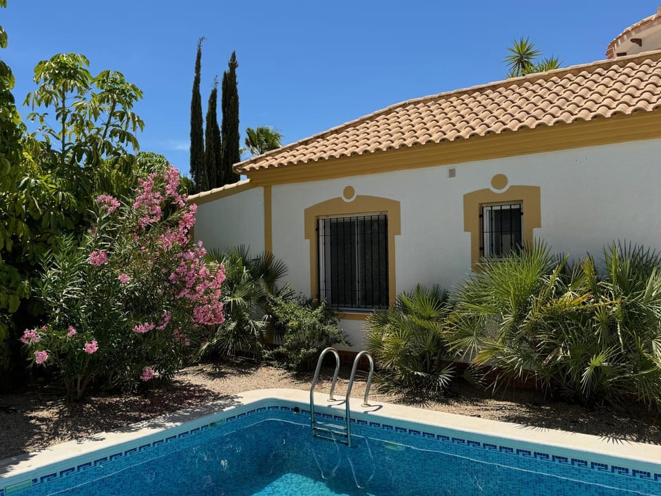 Property building, Garden view, Pool view, Pool view, Area and facilities, Swimming pool