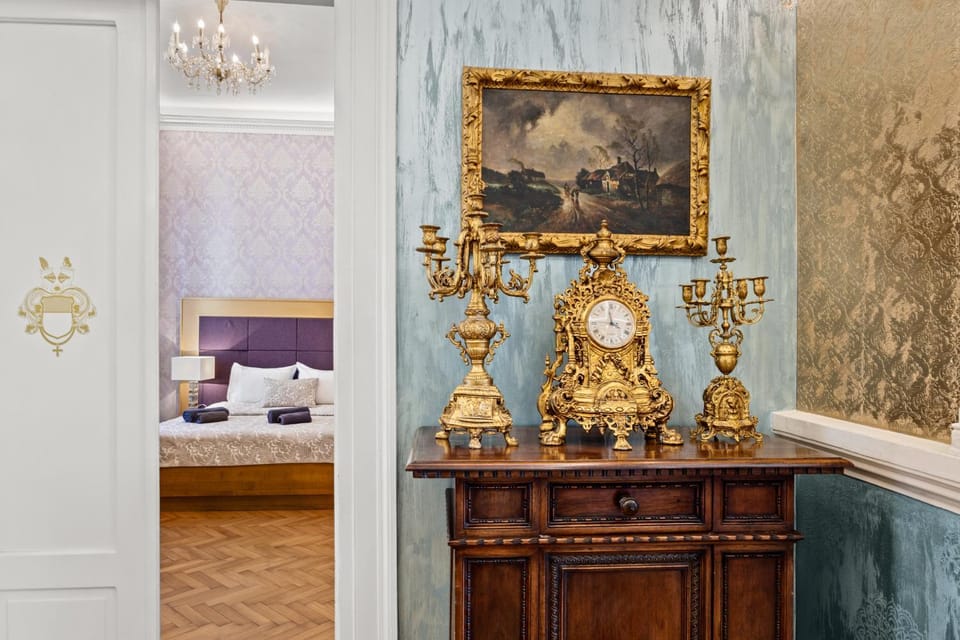 Bed, Decorative detail, Bedroom