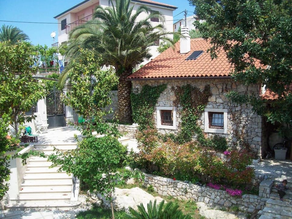 Property building, Garden view