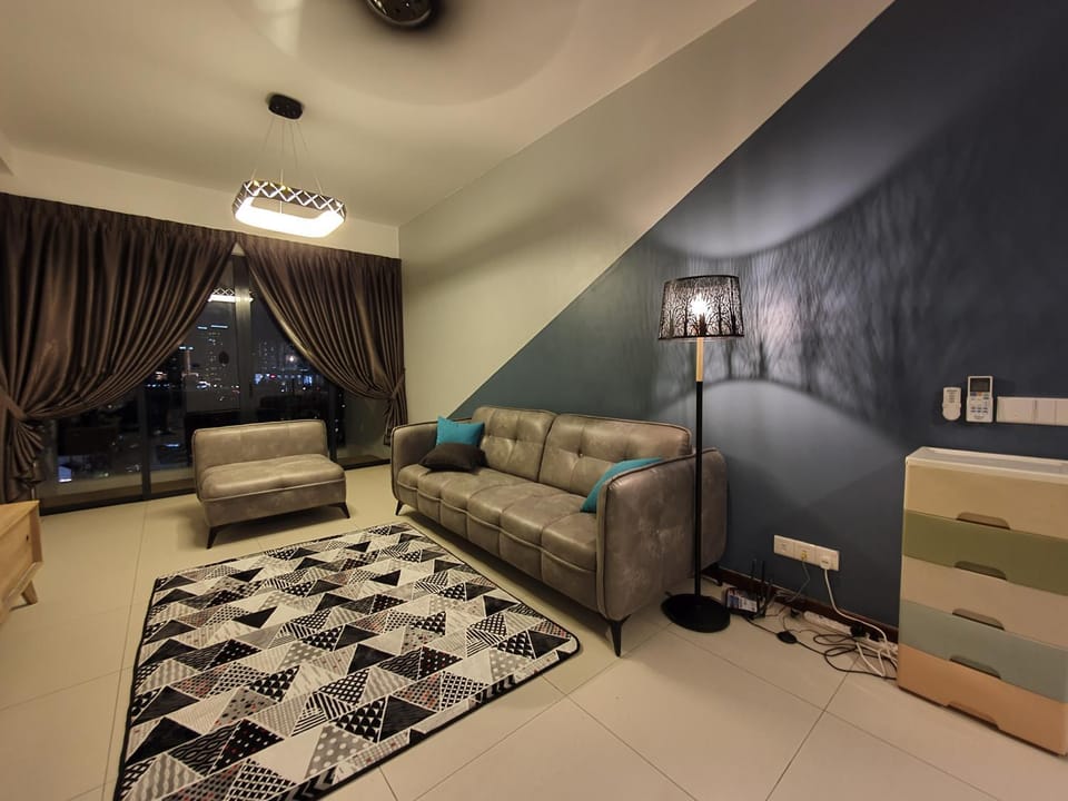 Landmark By Katana 4BR Romantic Seaview Homestay Gurney无敌海景四房套房 Apartment in George Town