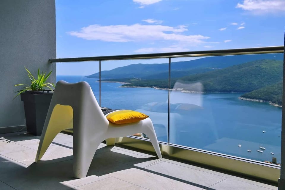 Apartment Vanilla I with beautiful Seaview Apartment in Istria County