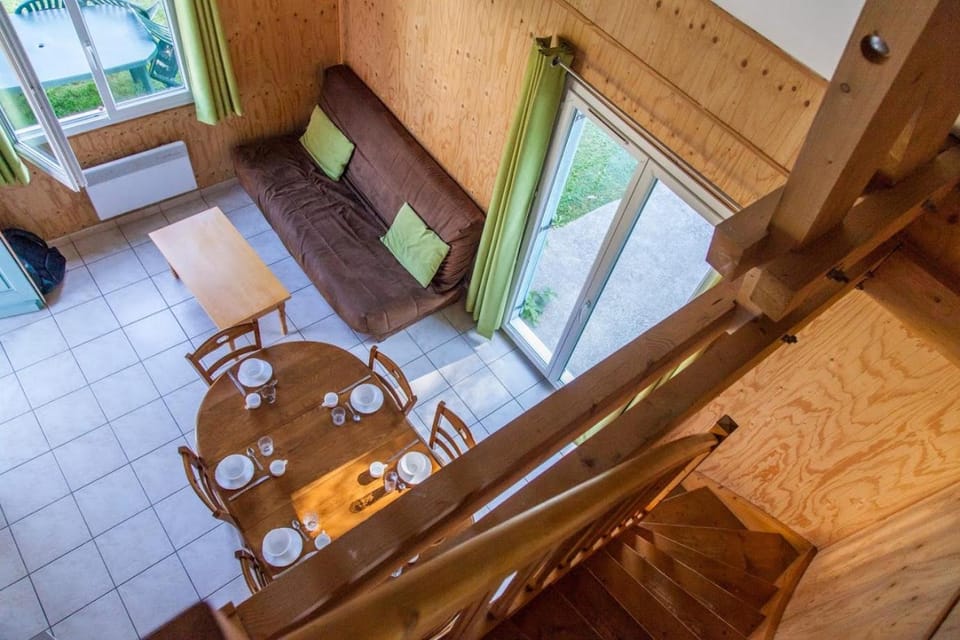 Living room, Seating area, Dining area, Garden view