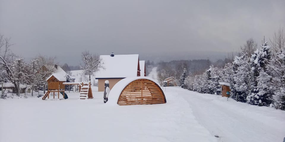 Property building, Winter