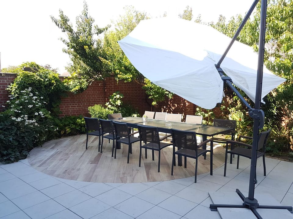 Patio, BBQ facilities, Garden, Balcony/Terrace