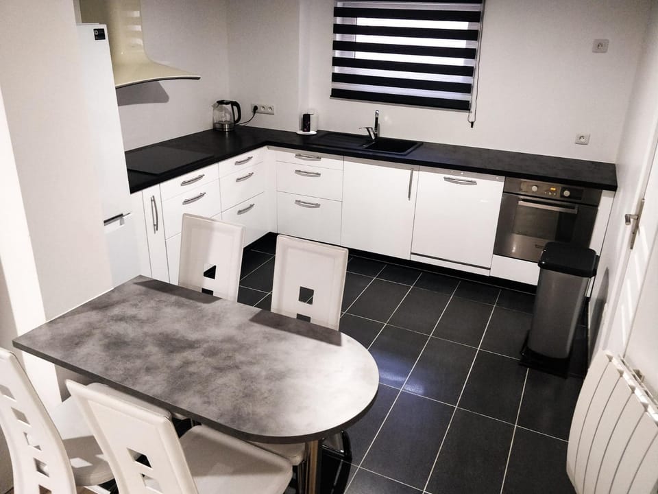 Très Bel Appartement Neuf et Moderne 63m2 à Obernai Apartment in Grand Est