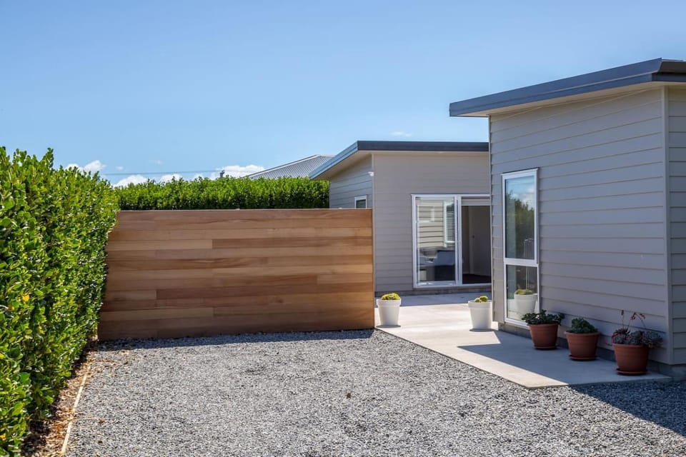 Easy Days Martinborough House in Martinborough