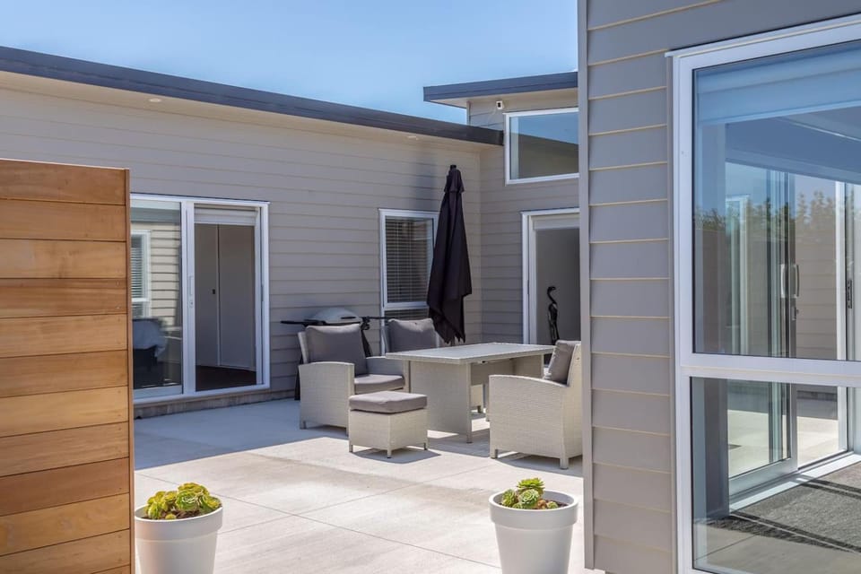 Easy Days Martinborough House in Martinborough