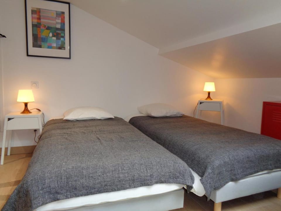 Maison cosy avec jardin dans les Monts du Lyonnais - FR-1-496-174 House in Auvergne-Rhône-Alpes