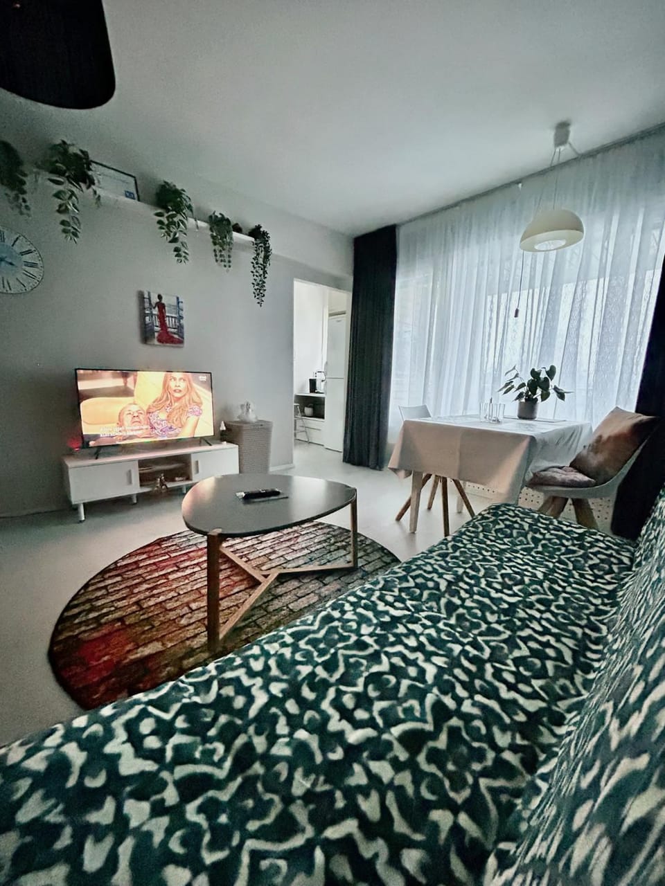 Communal lounge/ TV room