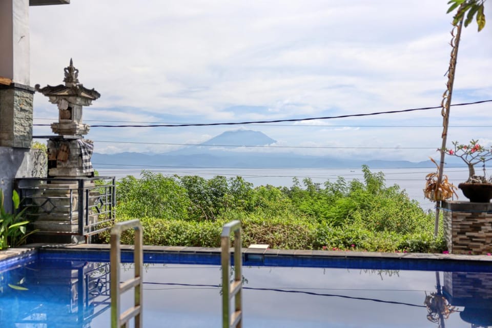 Sea view, Swimming pool