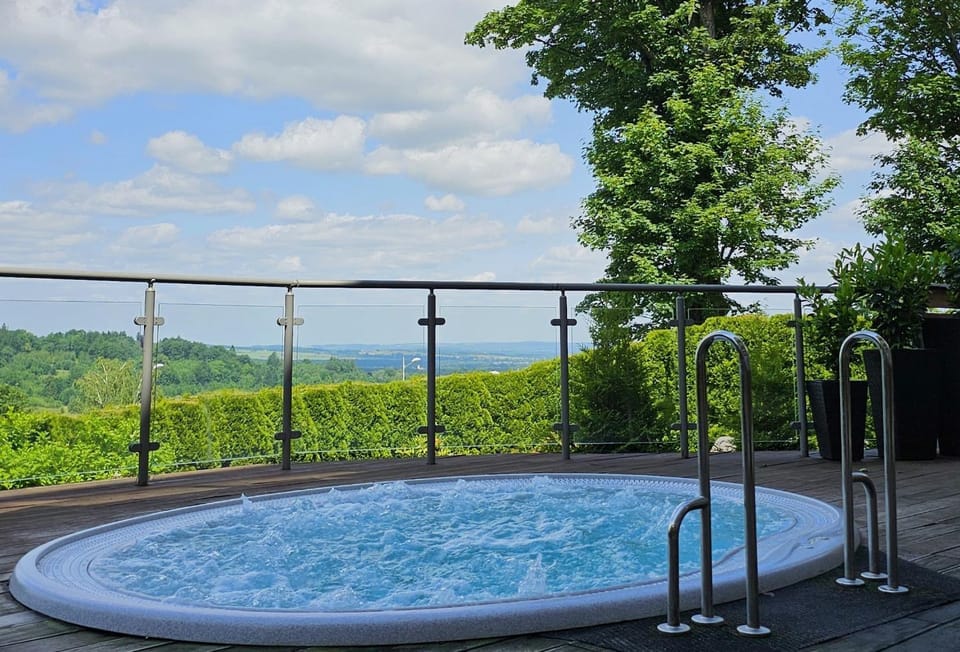 Day, Natural landscape, Mountain view, Swimming pool