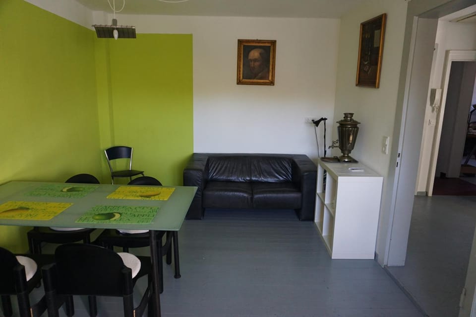 Zweizimmerwohnung nah der Messe Apartment in Dusseldorf