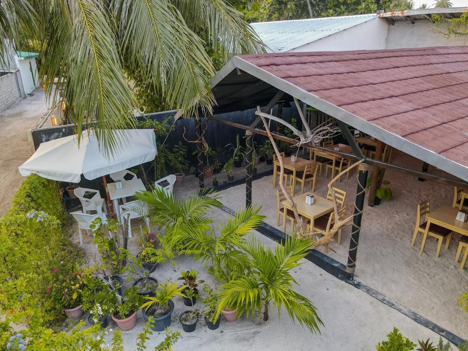 Restaurant/places to eat, Day, Banquet/Function facilities