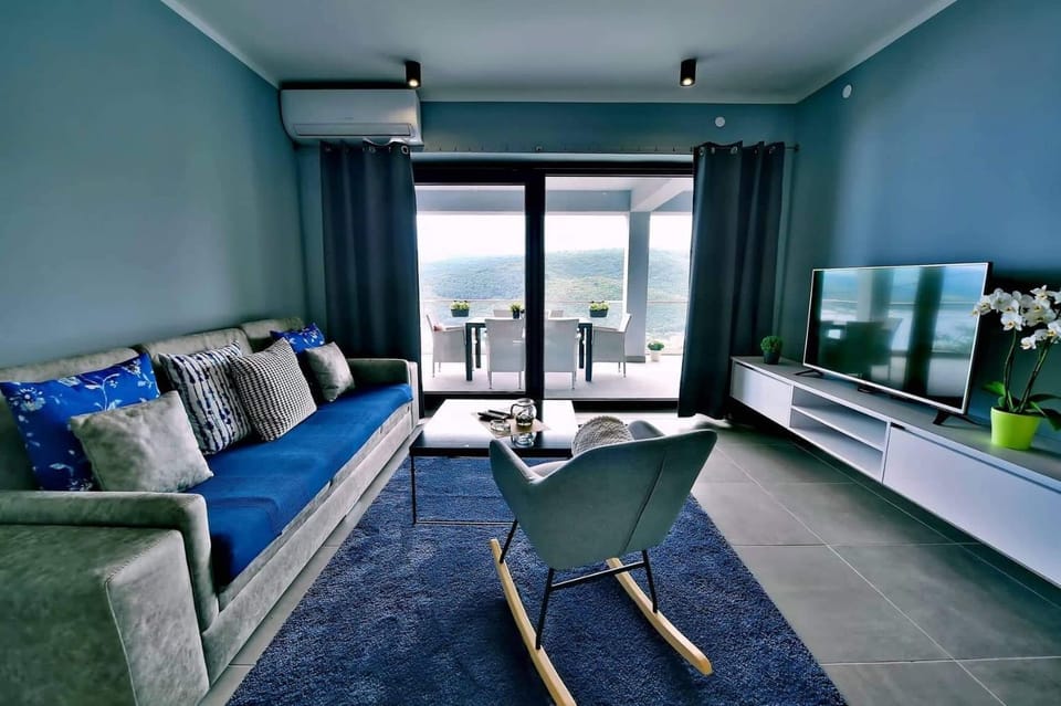 Apartment Vanilla II with beautiful Seaview Apartment in Istria County