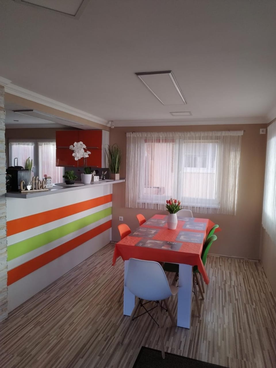 Restaurant/places to eat, Breakfast