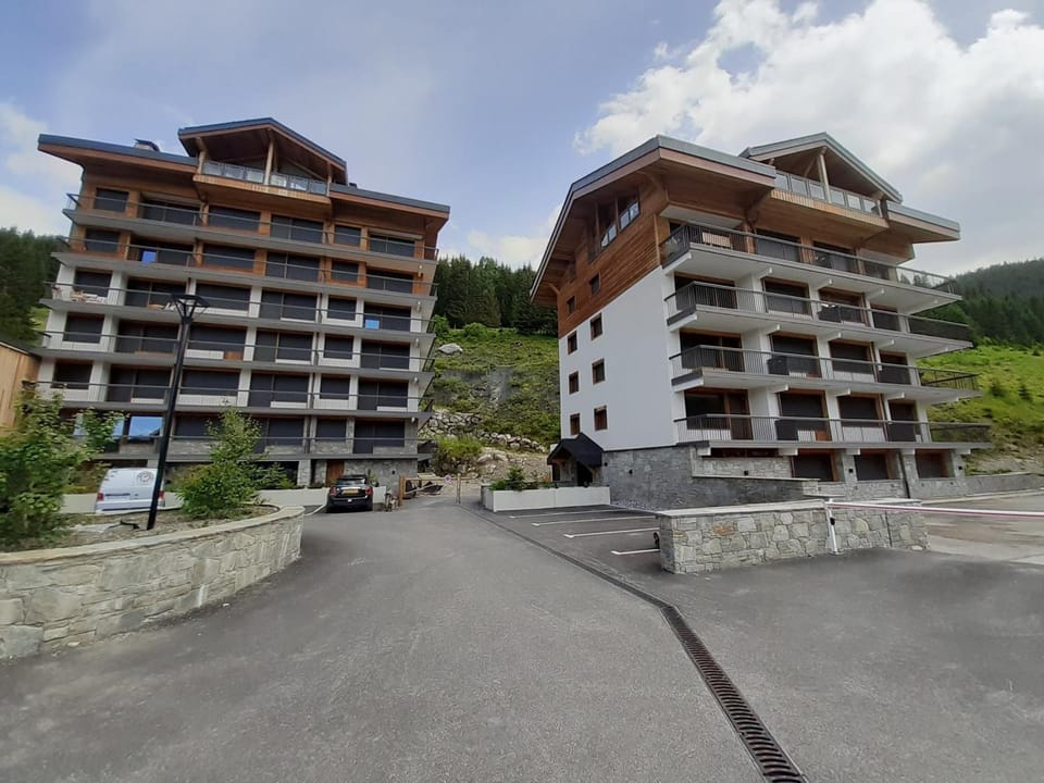 Appartement skis aux pieds, 8 pers, idéal famille - FR-1-514-15 Apartment in Saint-Bon-Tarentaise