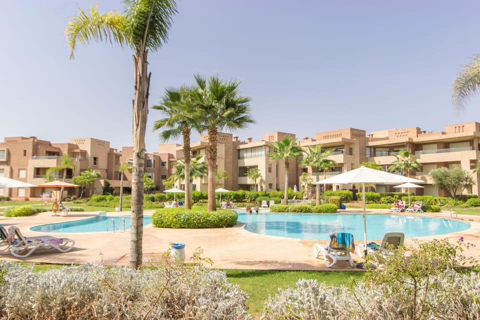 Property building, Pool view, Swimming pool