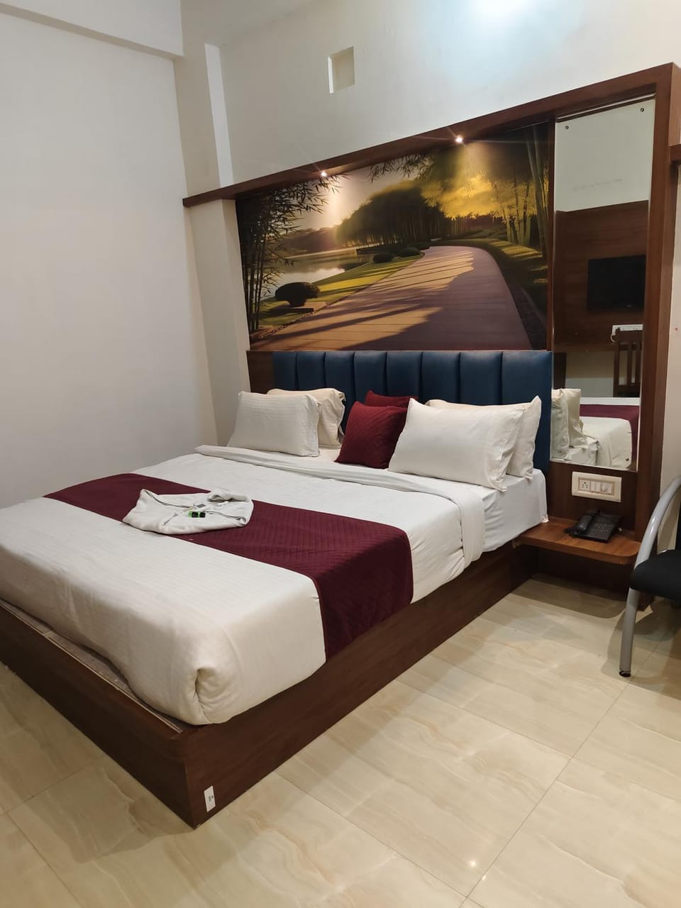 Golden Bird Pushkar Hostel in Rajasthan