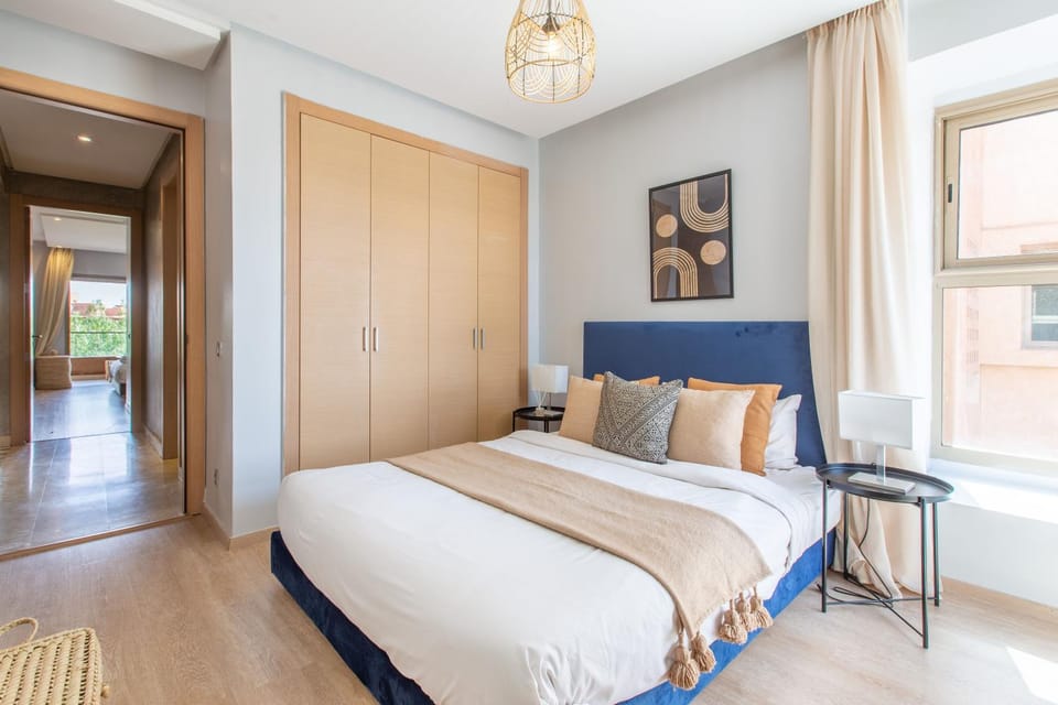 Bedroom, wardrobe