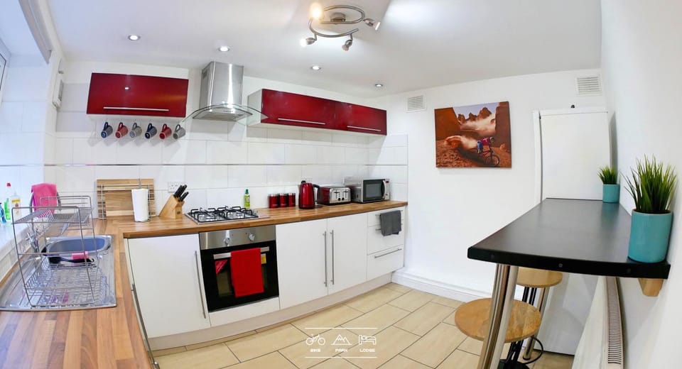 Bike Park Lodge House in Merthyr Tydfil