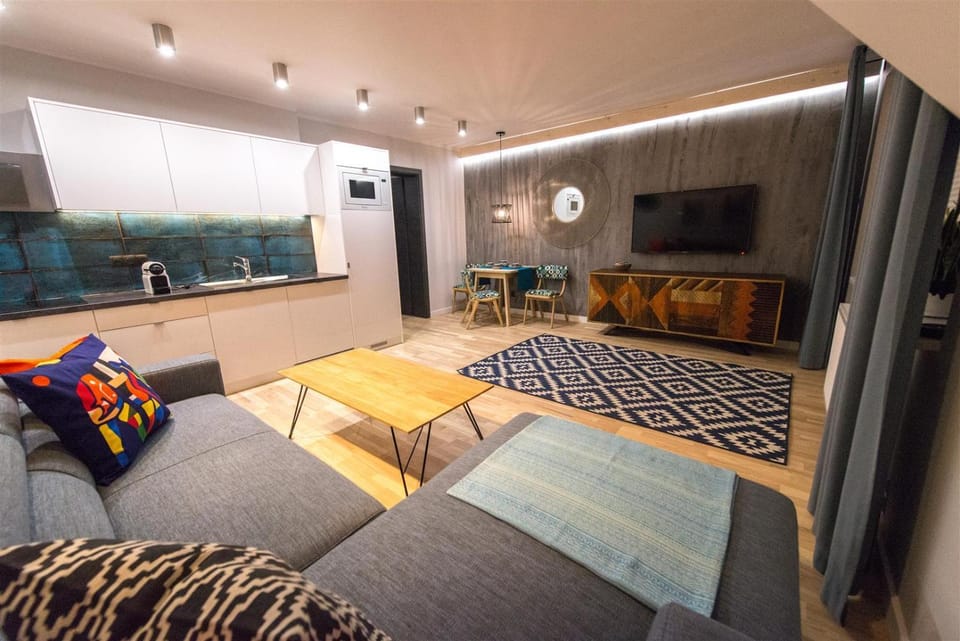 Kitchen or kitchenette, Living room