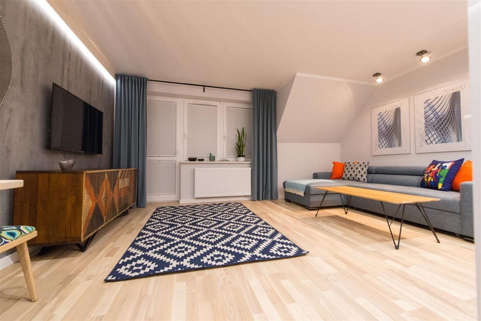 Communal lounge/ TV room, TV and multimedia, Living room, Photo of the whole room, Seating area
