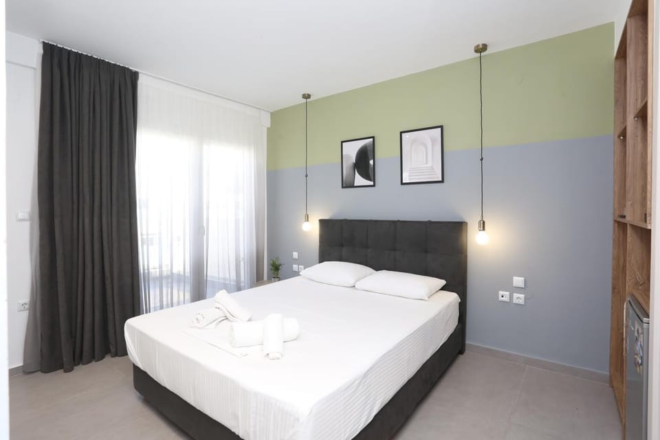 Downtown Seaside Suites Apartment in Thessaloniki