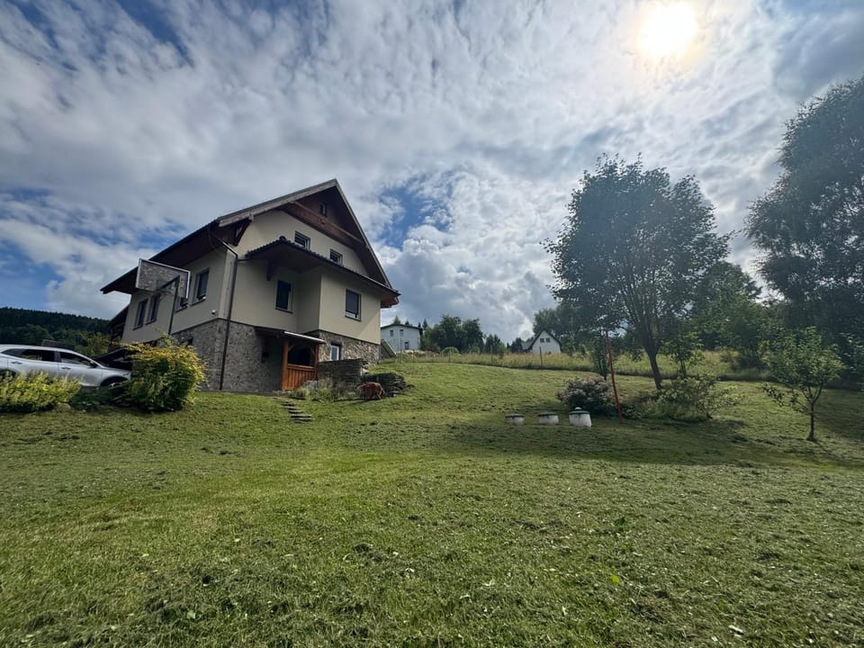 Property building, Garden, Garden view