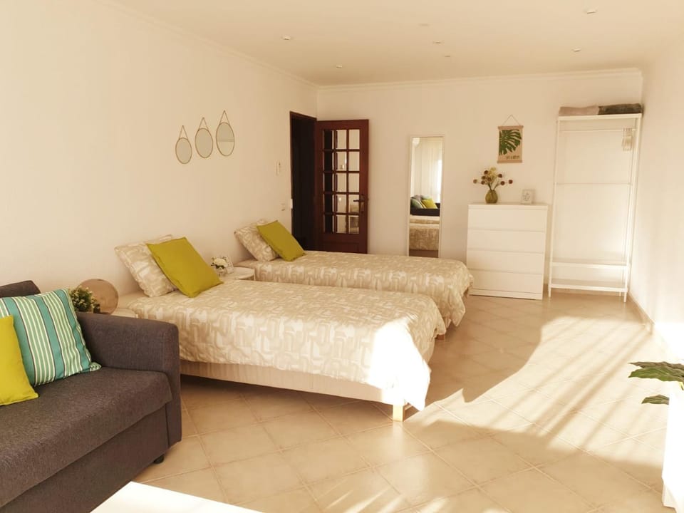 Sunny Setúbal Apartments Apartment in Setúbal Municipality