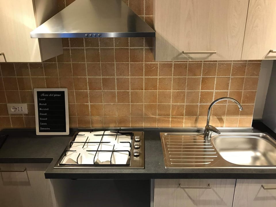 Grazioso bilocale a Marina di Carrara House in Marina di Carrara