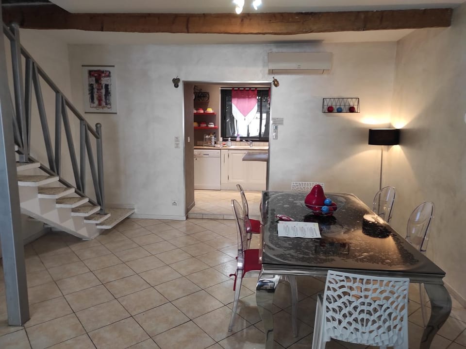 CASA BLANCA à SIGEAN-GÎTE House in Occitanie