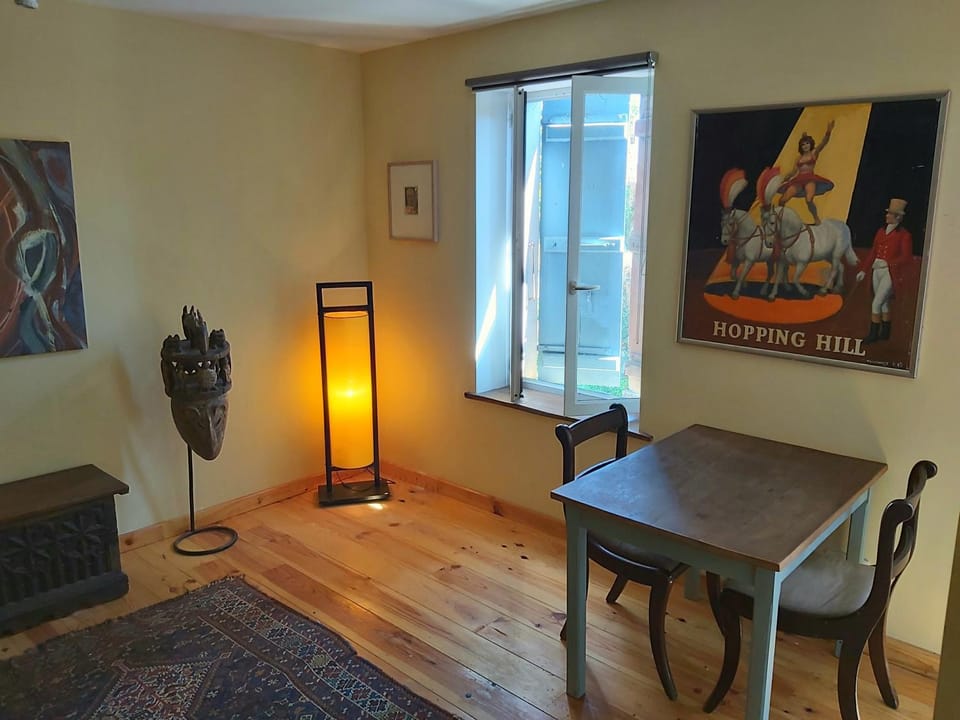 Brocante Heaven 1 Apartment in Occitanie