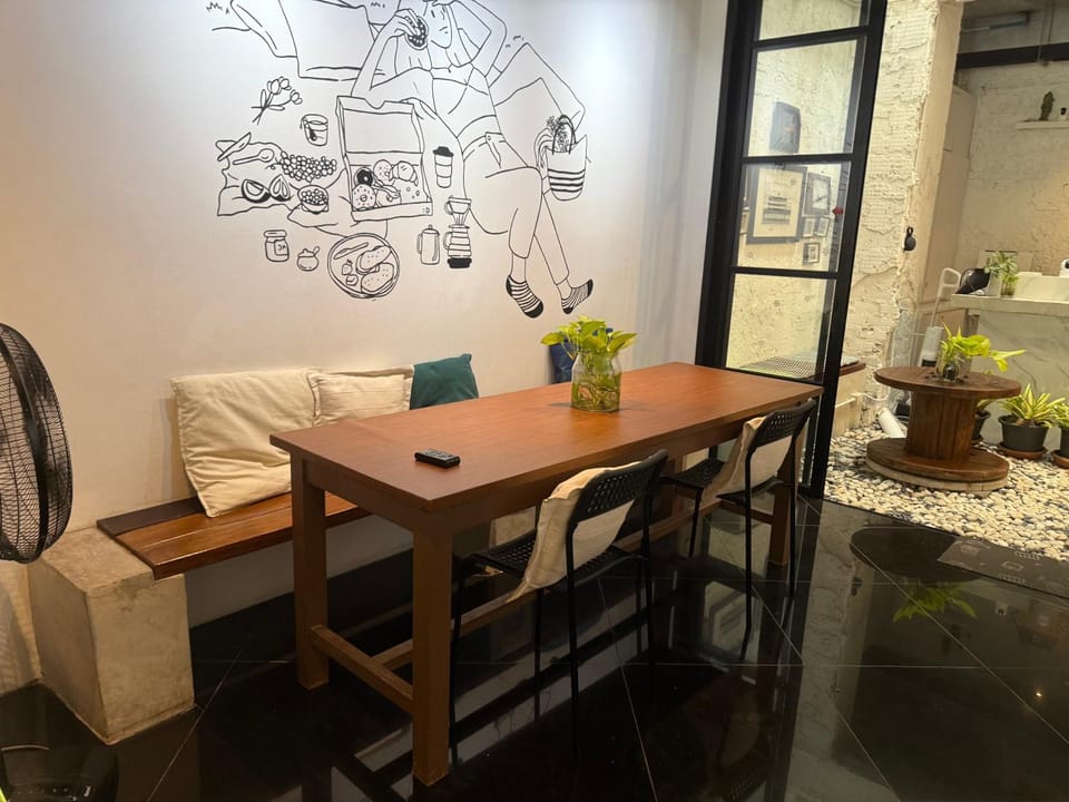 Seating area