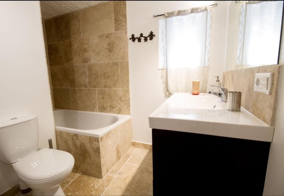 Chambre d'hôte Geiko Bed and Breakfast in Provence-Alpes-Côte d'Azur