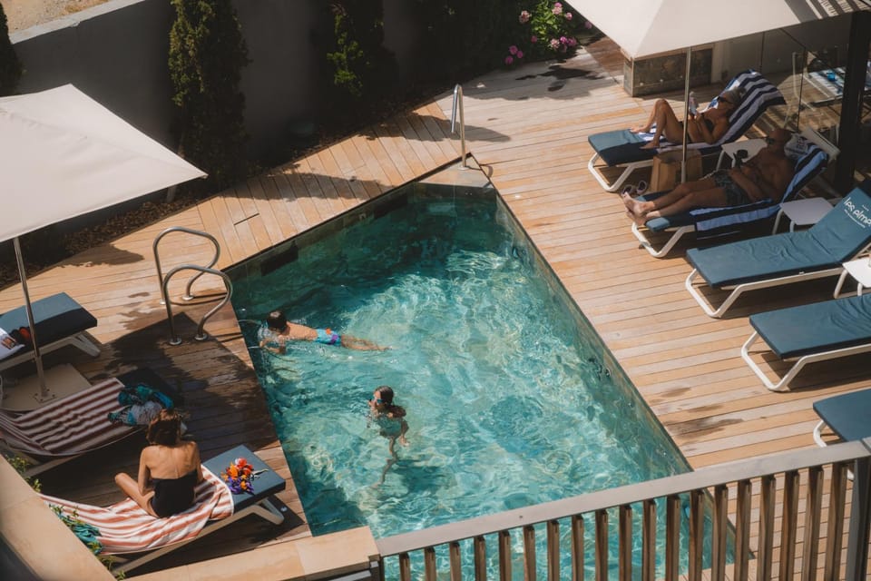 Swimming pool