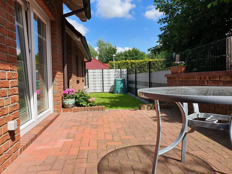 Garden, Balcony/Terrace