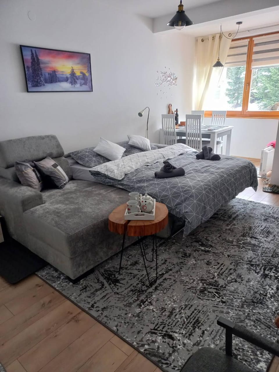 Living room, Bedroom