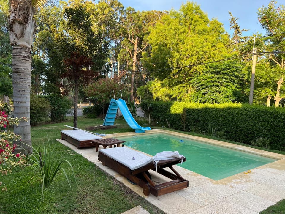Garden, Garden view, Pool view, Swimming pool, sunbed