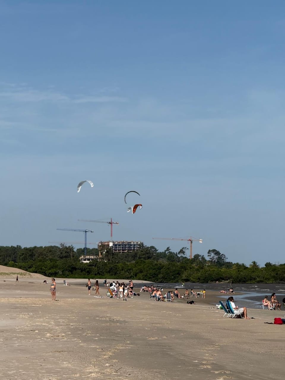 People, Natural landscape, Activities, Beach, group of guests