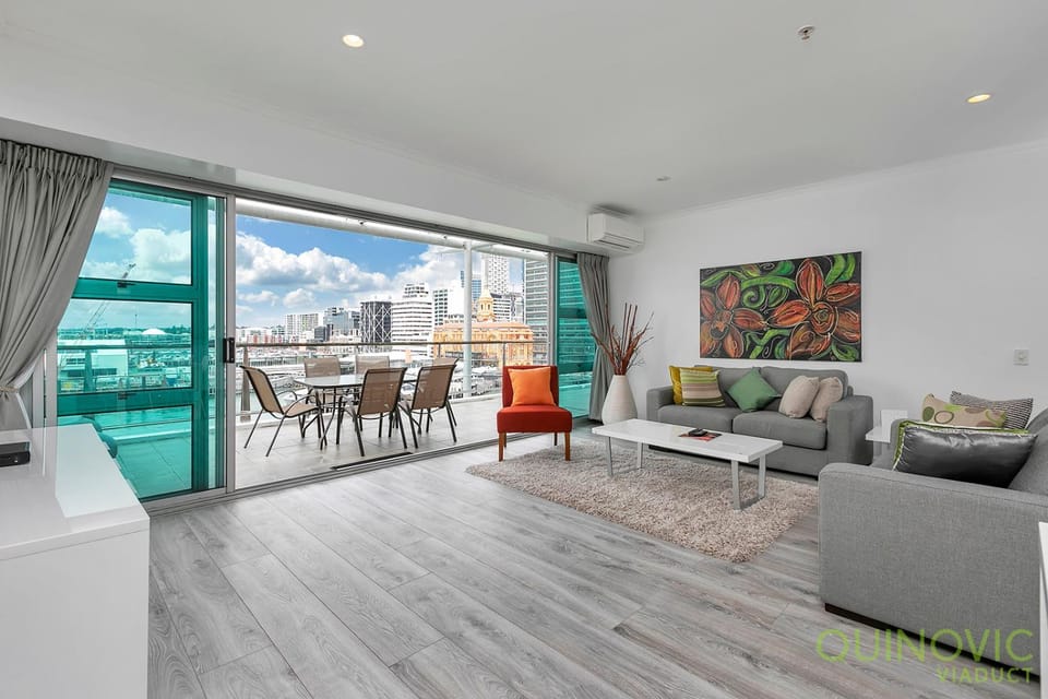 Balcony/Terrace, Living room