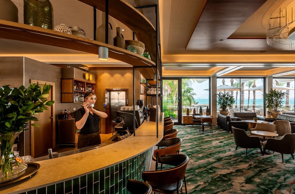 Lounge or bar
