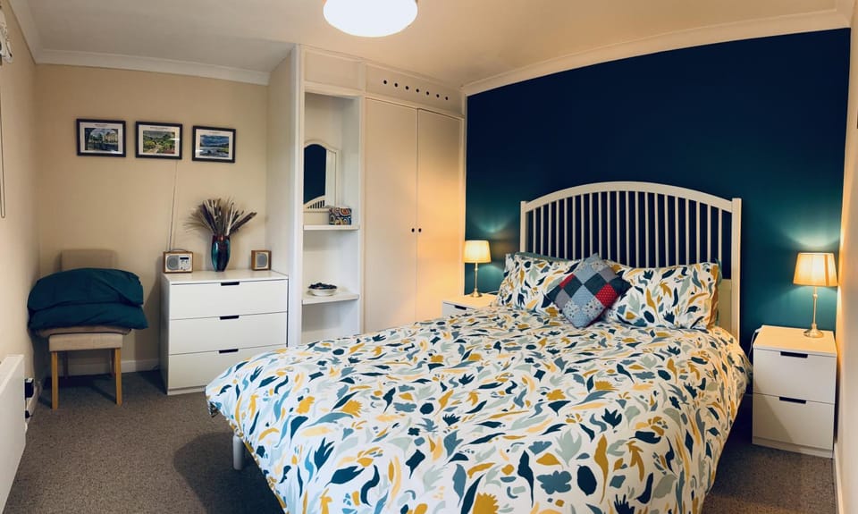Bed, Bedroom, wardrobe