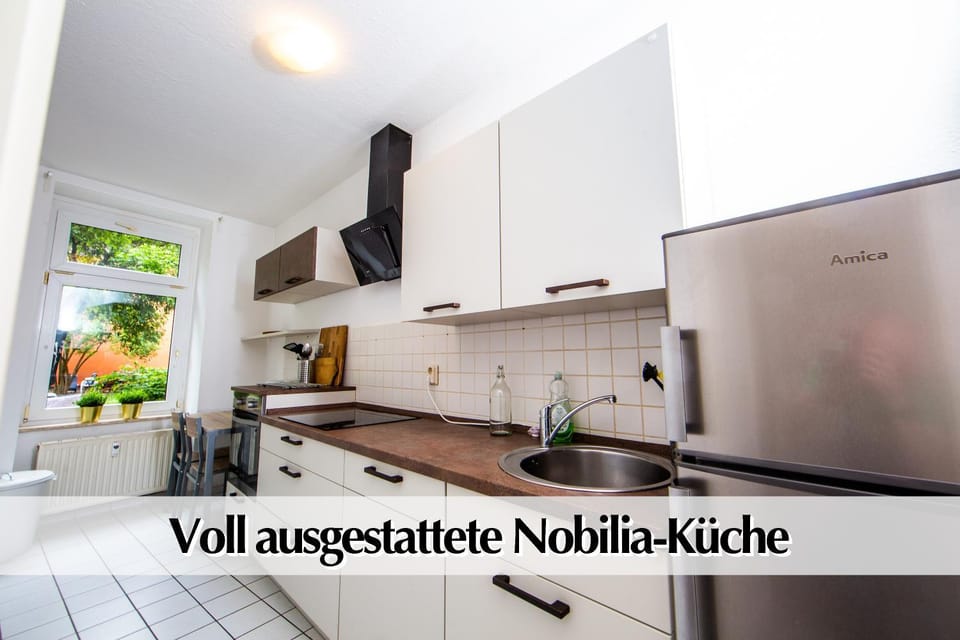 Kitchen or kitchenette, Text overlay, dishwasher, minibar, pet friendly, stove