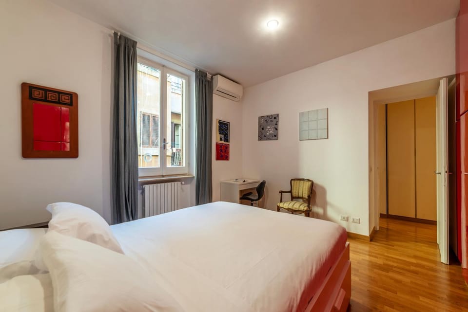 Apartment with terrace near Piazza Navona - FromHometoRome Apartment in Rome